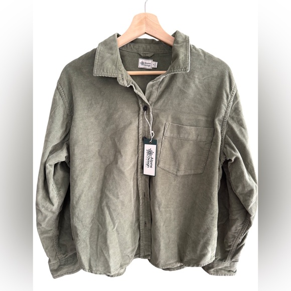 Alpine Design Women's Cord Shirt (Olive Haze) - NWT Medium - Picture 1 of 5